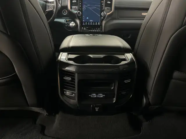 2022 RAM 1500 Sport SPORT/4WD/CREW/22" WHEELS/BLACK/OFF 1 OWN... in Cars & Trucks in Belleville - Image 25