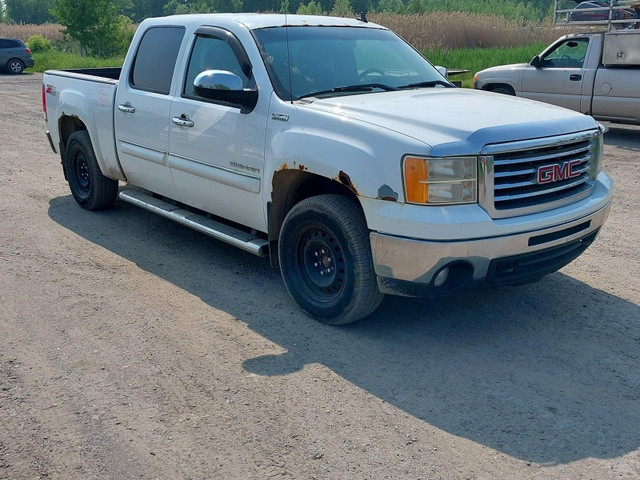 2012 GMC Sierra 1500 SLE in Cars & Trucks in Gatineau - Image 4