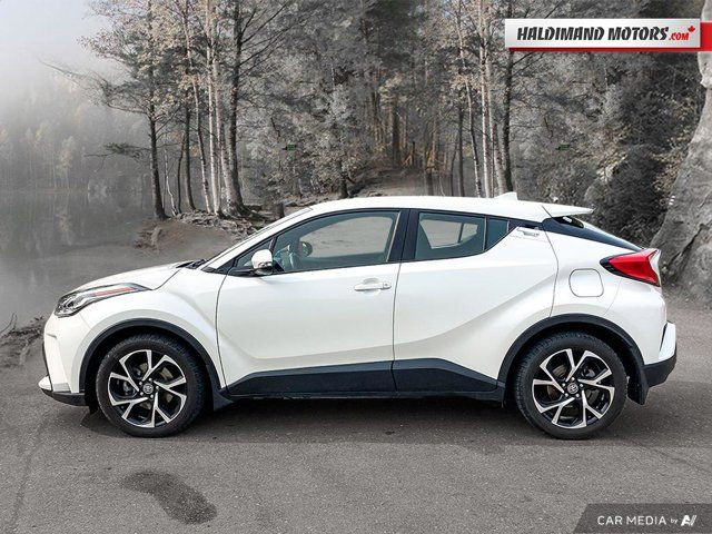2020 Toyota C-HR XLE Premium in Cars & Trucks in Hamilton - Image 2