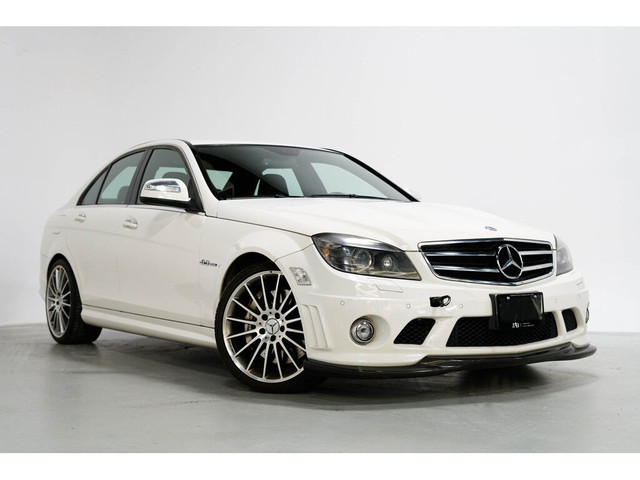 2009 Mercedes-Benz C-Class C63 AMG | PANO | NAVIGATION | 19 IN W in Cars & Trucks in Mississauga / Peel Region - Image 2