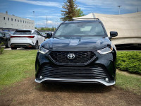 Stock#: 251104AThe 2022 Toyota Highlander XSE in Canada offers a compelling blend of sporty styling,... (image 5)