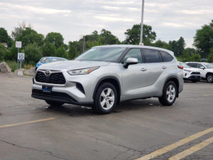 2020 Toyota Highlander LE AWD, Power Seat, Cruise, Heated Seats, Rear Camera, Bluetooth, New Tires !