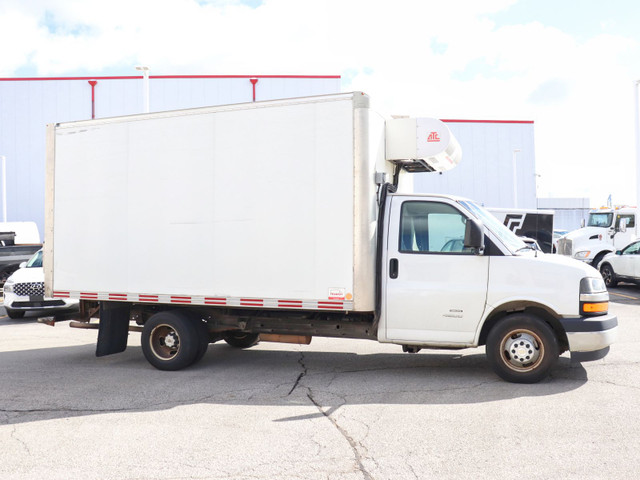 2018 Chevrolet Express G4500 159 | 16' Cube | A/C | Auto | ATC R in Cars & Trucks in Oakville / Halton Region - Image 3