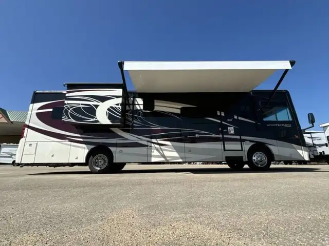 2023 Coachmen RV Sportscoach SRS 365RB in RVs & Motorhomes in Abbotsford - Image 13