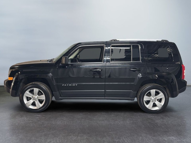2016 Jeep Patriot SPORT 4WD CRUISE RADIO LECTEUR CD in Cars & Trucks in Laval / North Shore - Image 3