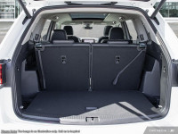 Hello. This oryx white pearl effect SUV has an automatic transmission and is powered by a 2.0L I4 16... (image 6)