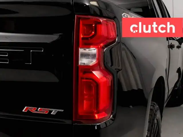 2023 Chevrolet Silverado 1500 RST 4x4 W/ CarPlay & Android Auto, in Cars & Trucks in Bedford - Image 9