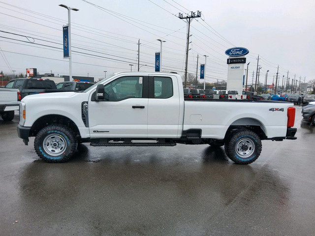  2024 Ford Super Duty F-350 SRW XL in Cars & Trucks in Peterborough - Image 2