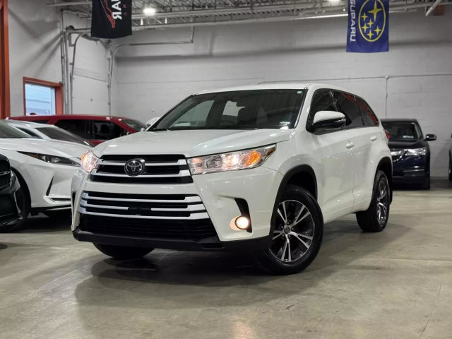 2017 TOYOTA Highlander LE Plus in Cars & Trucks in City of Montréal - Image 2