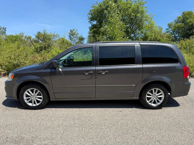 2017 Dodge Grand Caravan SXT | BACK UP CAM | REAR ENTERTAINMENT  in Cars & Trucks in Oshawa / Durham Region - Image 2