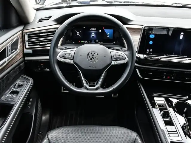 2024 Volkswagen Atlas 2.0 TSI Execline One Owner, No Accident... in Cars & Trucks in Oakville / Halton Region - Image 29