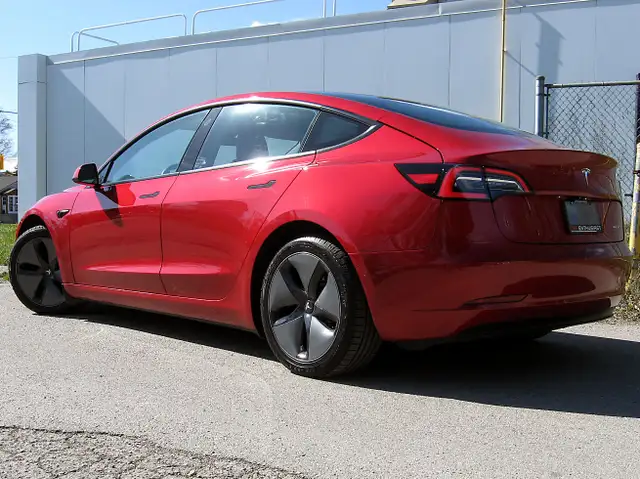 2021 TESLA MODEL 3 LONG RANGE+AWD+TESLA WARR 2029 in Cars & Trucks in City of Toronto - Image 7