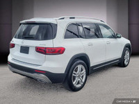 Le Mercedes-Benz GLB 250 2023 est un VUS compact qui allie élégance, polyvalence et performance. Ave... (image 6)