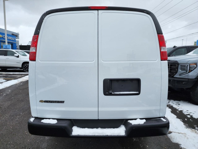 2025 Chevrolet Express 2500 Work Van in Cars & Trucks in Oakville / Halton Region - Image 4