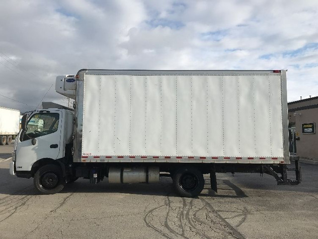 2018 Hino Truck 195 FROZEN in Heavy Trucks in City of Montréal - Image 4