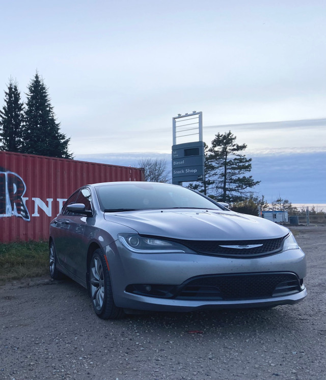 2017 Chrysler 200 S in Cars & Trucks in Red Deer - Image 2