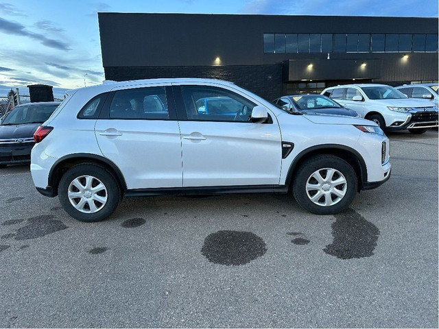  2022 Mitsubishi RVR ES in Cars & Trucks in Calgary - Image 4