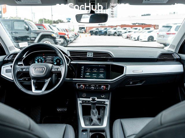 2022 Audi Q3 Komfort Quattro Panoroof Heated Seats & Wheel in Cars & Trucks in City of Toronto - Image 2