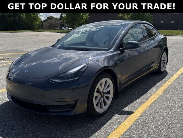 2022 Tesla Model 3 Standard Range in Cars & Trucks in Markham / York Region - Image 2