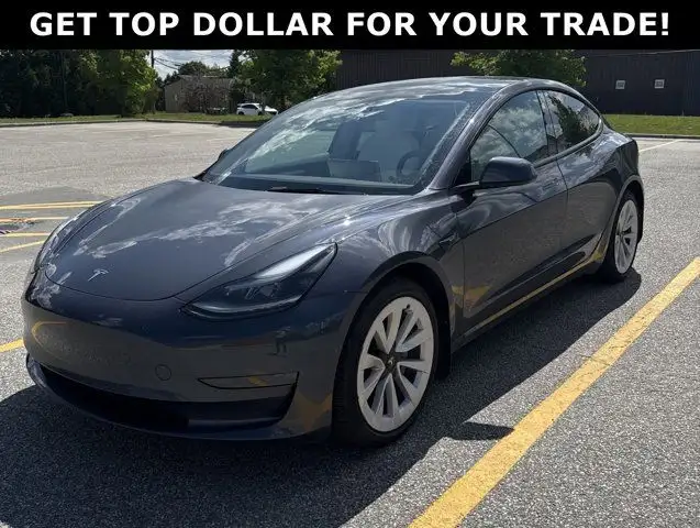 2022 Tesla Model 3 Standard Range dans Autos et camions dans Région de Markham/York - Image 3