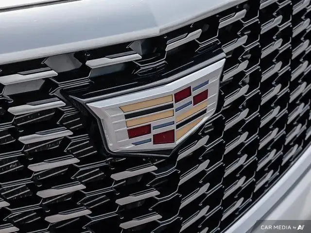 2020 Cadillac XT5 Premium Luxury AWD | 4 New Tires | New Front in Cars & Trucks in Windsor Region - Image 13