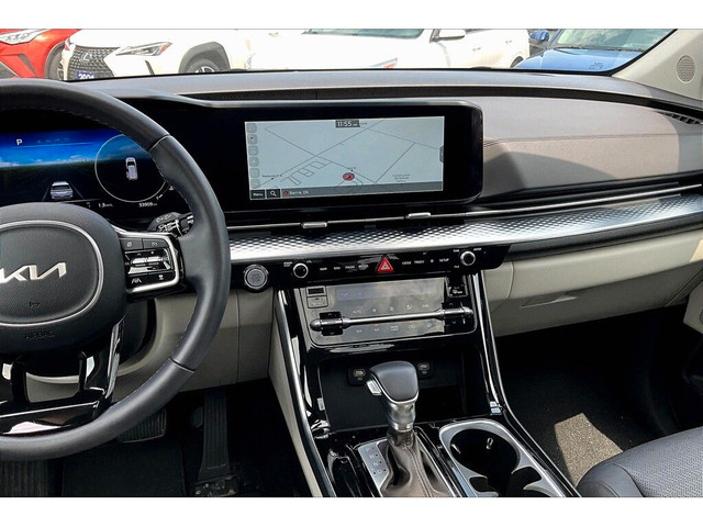 2024 Kia Carnival SX in Cars & Trucks in Barrie - Image 3