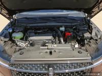 Sunroof, Cooled Seats, Premium Audio, Navigation, Wireless Charging! Very few crossover SUVs come cl... (image 8)