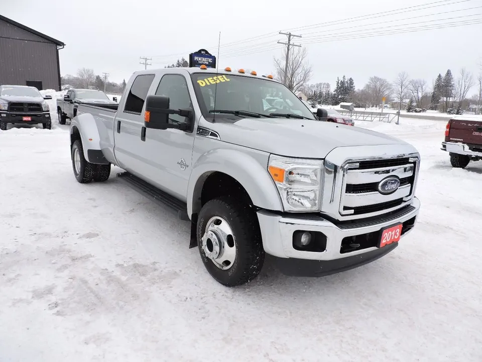 2013 Ford F-450 XLT Diesel 4X4 1-Owner Rust Free Only 41000KM
