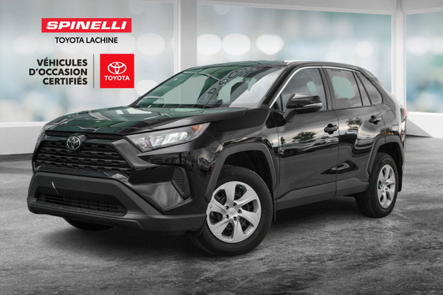 2022 Toyota RAV4 LE BAS KM ! ZERO ACCIDENTS ! TOYOTA CERTIFIED ! in Cars & Trucks in City of Montréal