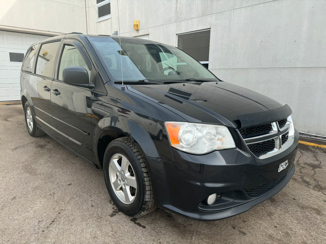 2012 Dodge Grand Caravan SXT AUTOMATIQUE FULL AC MAGS STOW AND G in Cars & Trucks in Laval / North Shore - Image 2