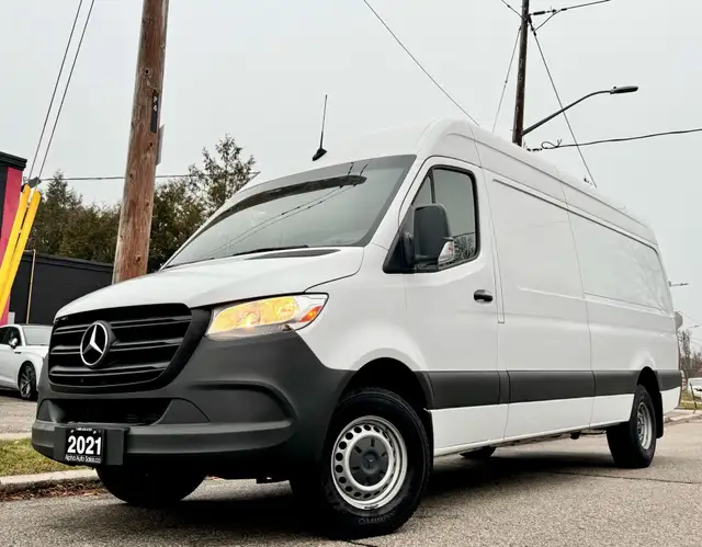 2021 Mercedes-Benz Sprinter Cargo 3500XD High Roof V6 170" DIESE in Cars & Trucks in City of Toronto - Image 2