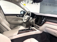 This Volvo XC60 boasts a Intercooled Turbo Gas/Electric I-4 2.0 L/120 engine powering this Automatic... (image 4)