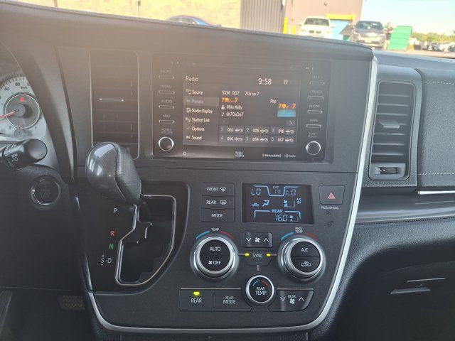 2020 Toyota Sienna SE AWD | DVD | Leather | Sunroof | Nav | JBL in Cars & Trucks in Guelph - Image 4