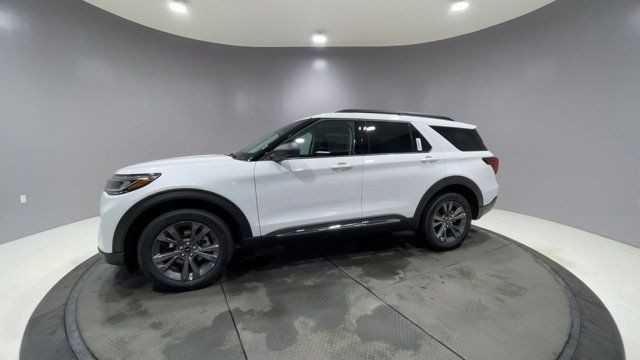 2025 Ford Explorer Active in Cars & Trucks in Strathcona County - Image 4