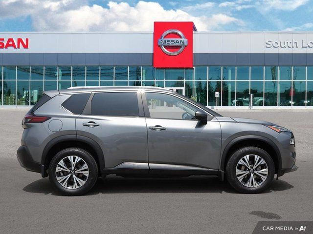2022 Nissan Rogue SV in Cars & Trucks in London - Image 2