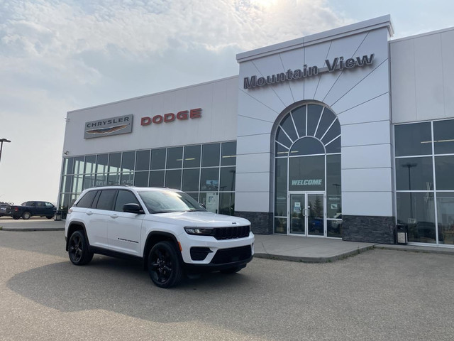 Unleash Your Inner Explorer! in Cars & Trucks in Red Deer