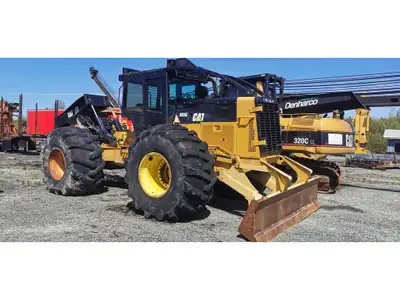 Cat C7 eng., Espar engine heater, 35'' tires, trim blade, approximately 11,000 hours, no visible hyd...