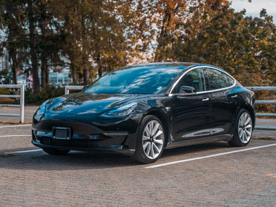 2020 Tesla Model 3 Full Self Drive & Premium Connectivity