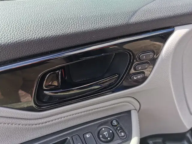 2018 Honda Odyssey Touring dans Autos et camions dans Belleville - Image 13