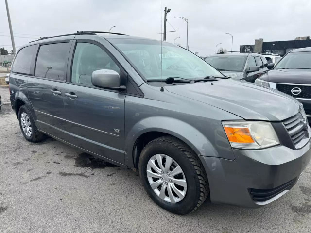 2009 DODGE Grand Caravan Special Edition in Cars & Trucks in Laval / North Shore - Image 2