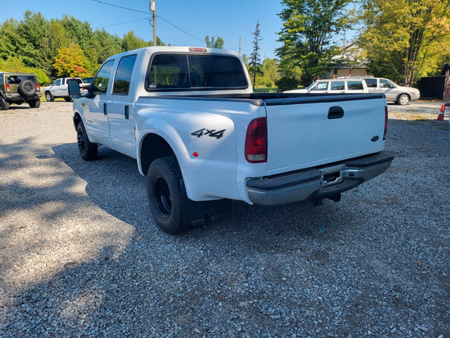 2002 Ford Super Duty F-350 DRW - 7.3L 4x4 dually in Cars & Trucks in St. Catharines - Image 4