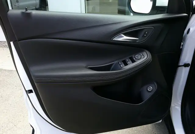 2025 Buick Encore GX Preferred AWD in Cars & Trucks in Regina - Image 11