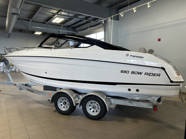 PARKER - BOW RIDER 690 in Powerboats & Motorboats in St. John's - Image 2