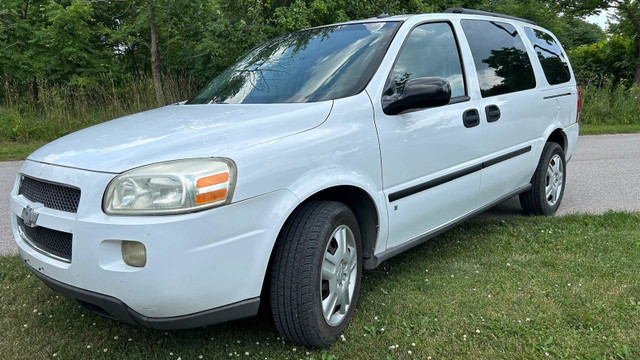 2008 Chevrolet Uplander LS in Cars & Trucks in Oakville / Halton Region - Image 3