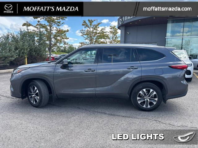 2022 Toyota Highlander XLE SUNROOF - LEATHER - AWD in Cars & Trucks in Barrie - Image 2