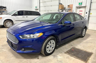 2013 Ford Fusion S/CLEAN TITLE/SAFETIED/BLUETOOTH/CLIMATE CHANGE