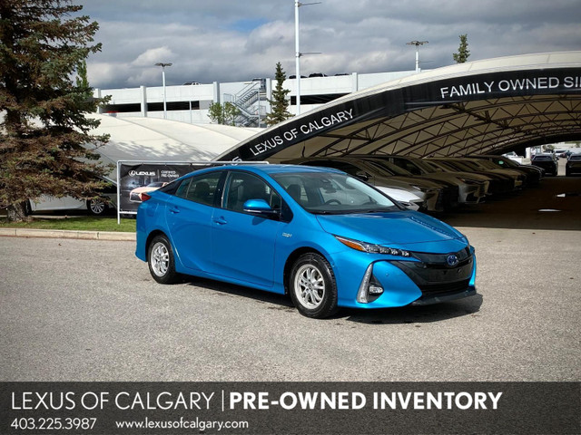 2020 Toyota Prius Prime in Cars & Trucks in Calgary