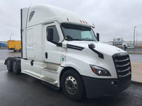 2022 Freightliner T12664ST