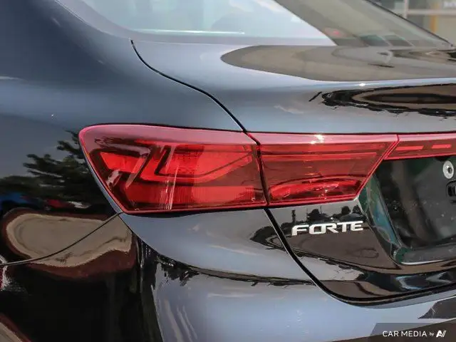 2023 Kia Forte EX |Low Kms | Heated Steering Wheel | Cpo in Cars & Trucks in Hamilton - Image 16