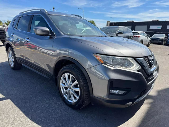 2017 NISSAN Rogue SV dans Autos et camions  à Laval/Rive Nord
